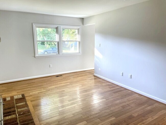 Building Photo - 13382 Brookfield Ct