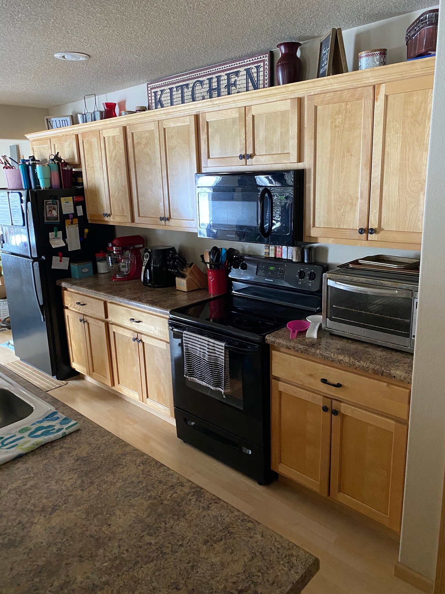 kitchen - 1140 Nolan Ct