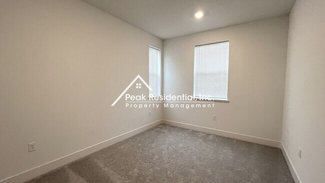 Building Photo - Newer Elk Grove 4bd/3.5ba Home near Big Horn & Poppyridge Rd