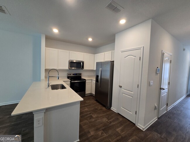 Building Photo - 118 Deep Bay Cir