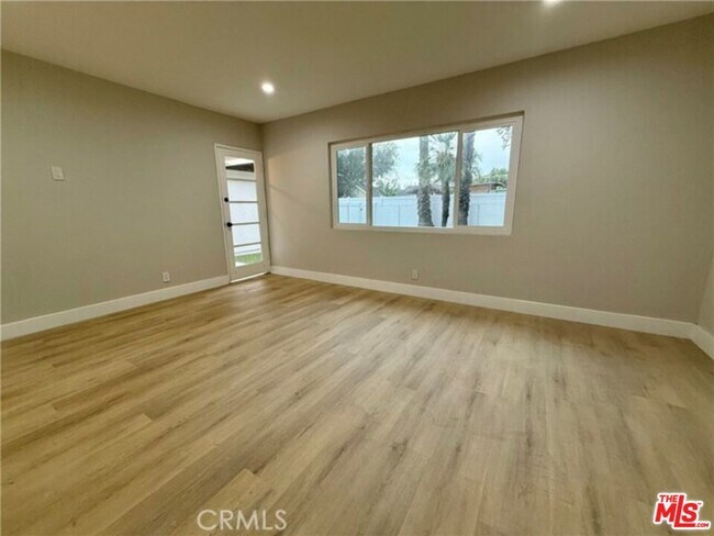 Building Photo - 8561 Marklein Ave