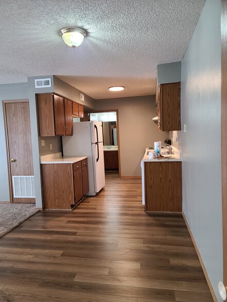 1 BR Kitchen - White River Mountain Apartments