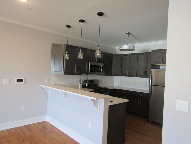Building Photo - 3 Perrine Ave