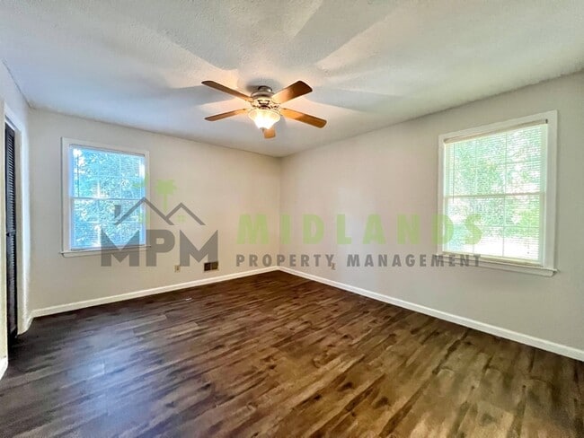 Building Photo - 6101 McMillan Cir