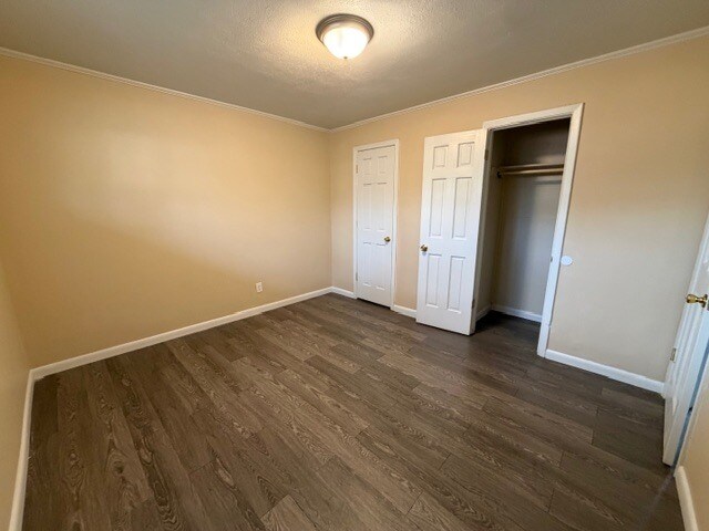 Building Photo - 3304 Martin Ave