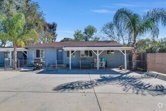 Building Photo - 442 E Arrow Hwy