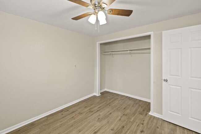 Building Photo - 4060 Airport Rd