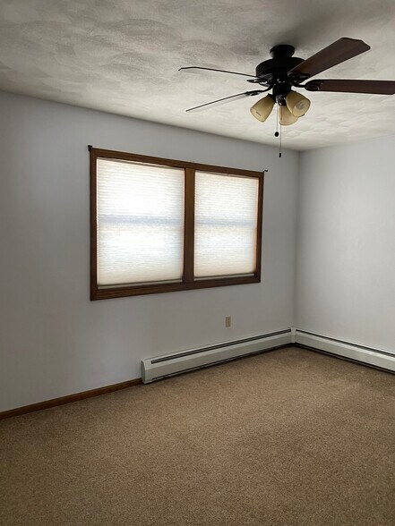 master bedroom - 988 Taft Ave