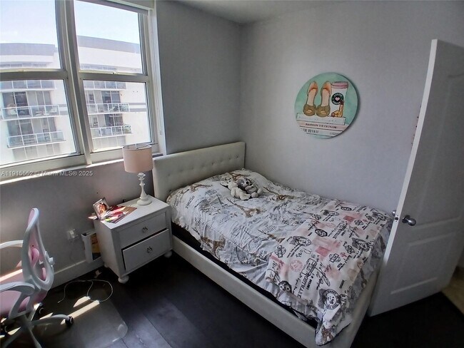 Building Photo - 5085 NW 7th St