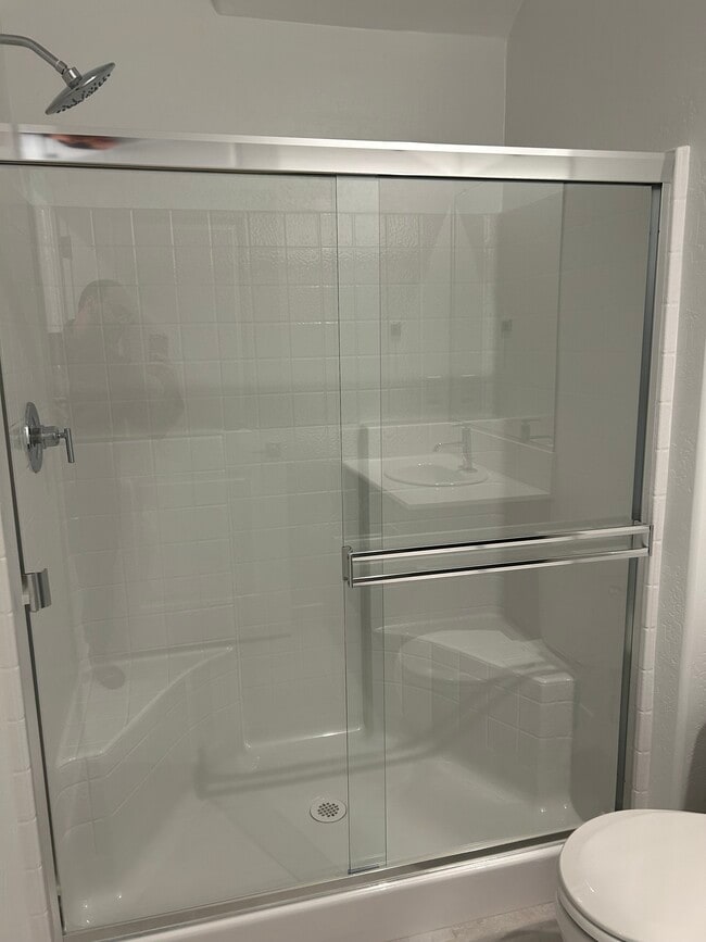 Building Photo - 11184 N La Brisa Dr