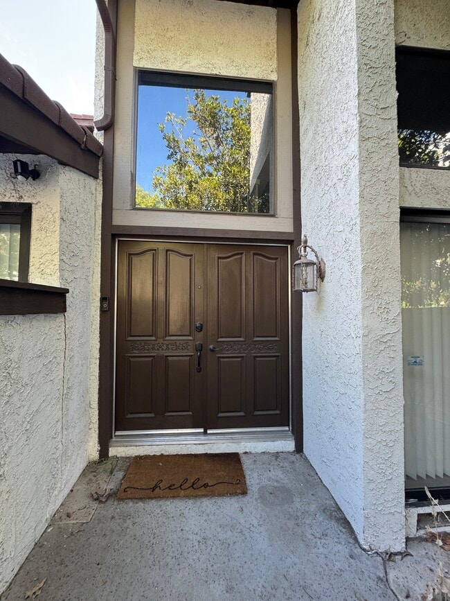 Building Photo - 6255 Canoga Ave