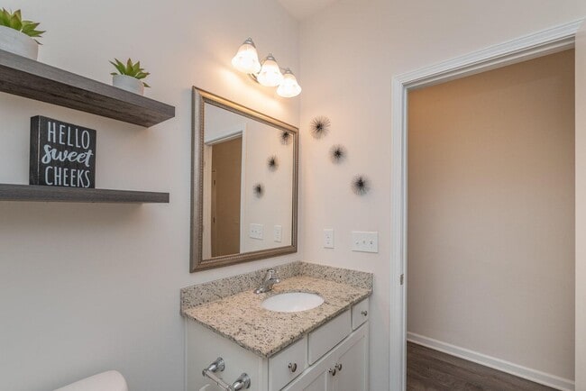 Building Photo - Home For Rent - 4050 Thinbleberry Drive Gr...