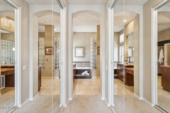 Building Photo - 11411 E Sweetwater Ave