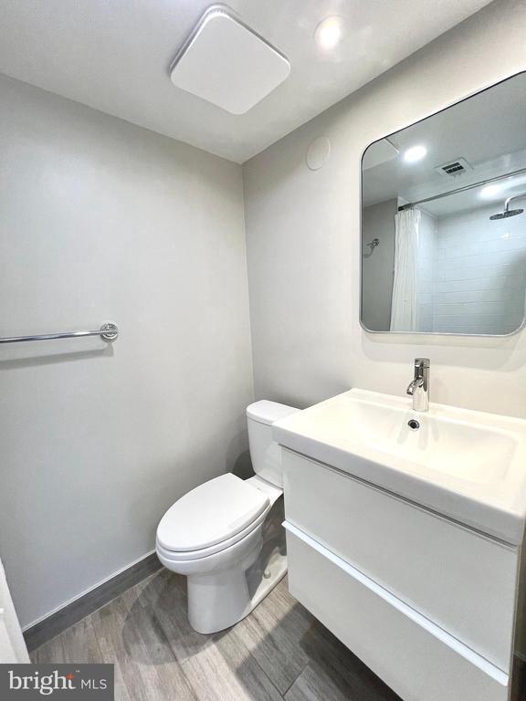 Building Photo - 118 Roberts Ln