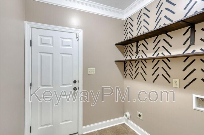 Building Photo - 219 Kickham Ln