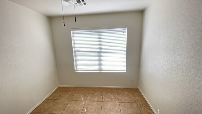 Building Photo - Cozy 3 bedroom home in Surprise!