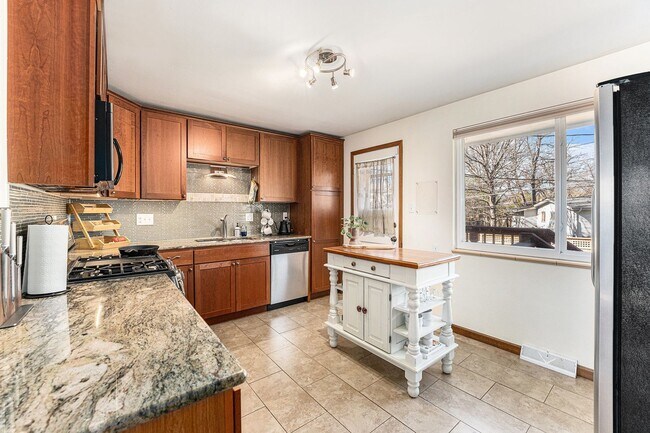 Building Photo - Updated Single-Family Home in Arvada