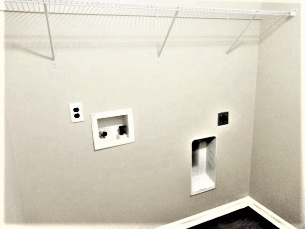 Building Photo - 219 Sparkleberry Ln