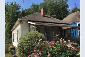 Building Photo - 1075 Manigault St SE