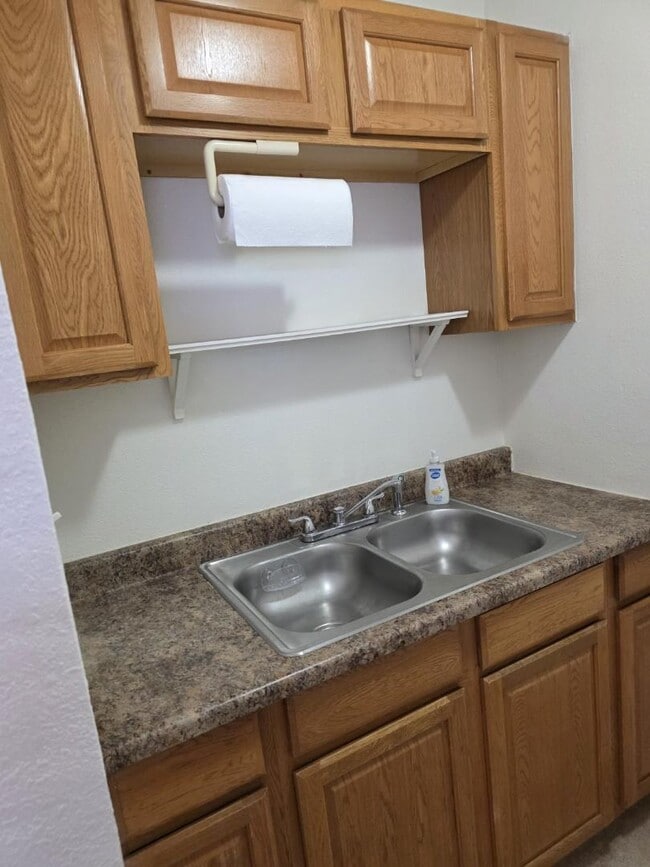 Building Photo - 2013 W Encanto Blvd