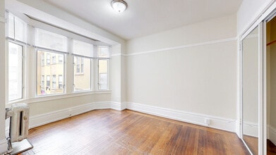 Building Photo - 422 Ellis St