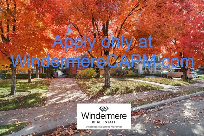 Building Photo - Stunning 5 Bed/3 Bath Home in Highly Desirable Fab Forties of East Sacramento!