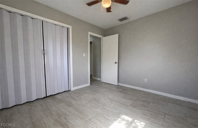 Building Photo - 424 Cactus Cir