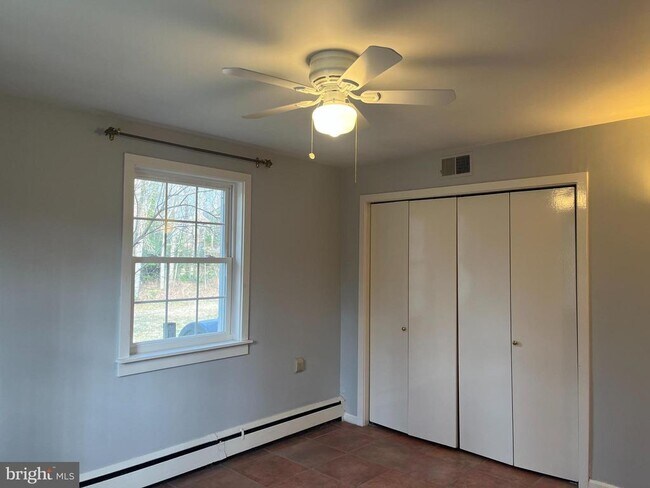 Building Photo - 6822 Sorrel St