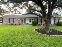 Building Photo - 10605 Shannon Valley Dr
