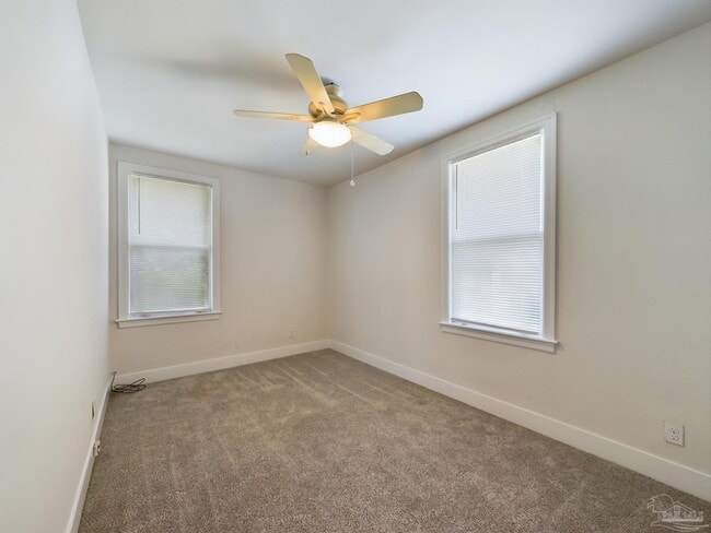 Building Photo - 509 Palomar Dr