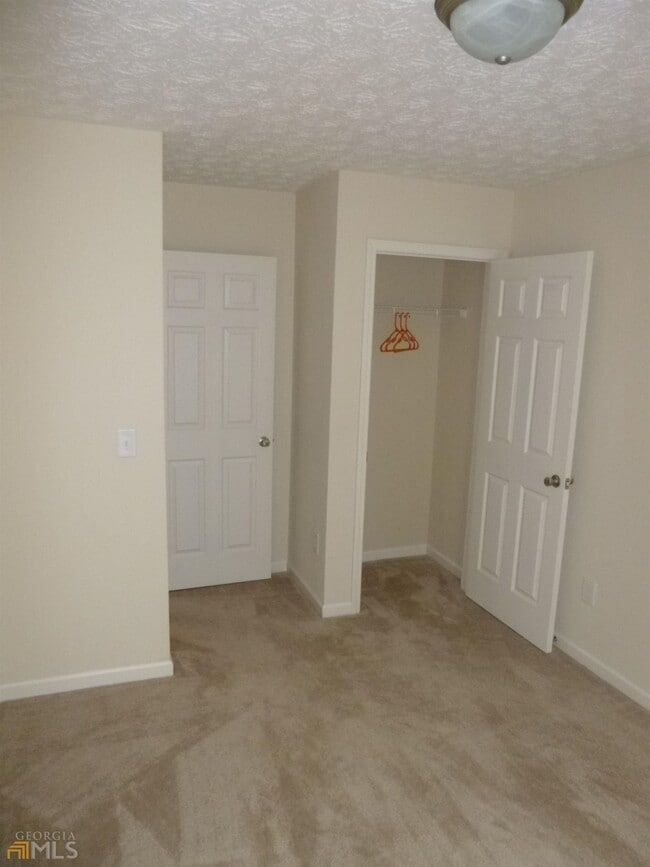 Building Photo - 1962 Grove Way