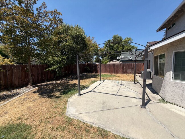 Building Photo - 8492 Hermitage Way