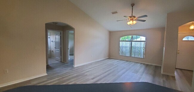 Building Photo - 4047 Cannon Ct