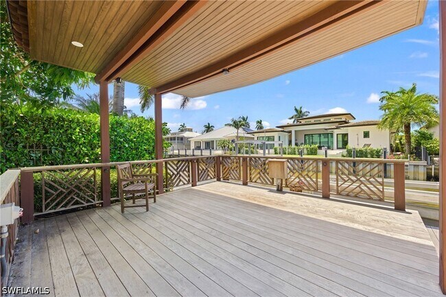 Building Photo - 1320 Marlin Dr