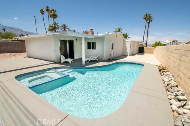 Building Photo - 68541 Terrace