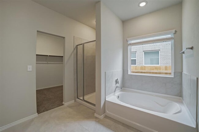 Building Photo - 4501 Bridal Veil Dr