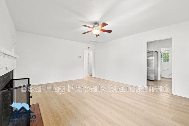 Building Photo - 4551 Orinda Way