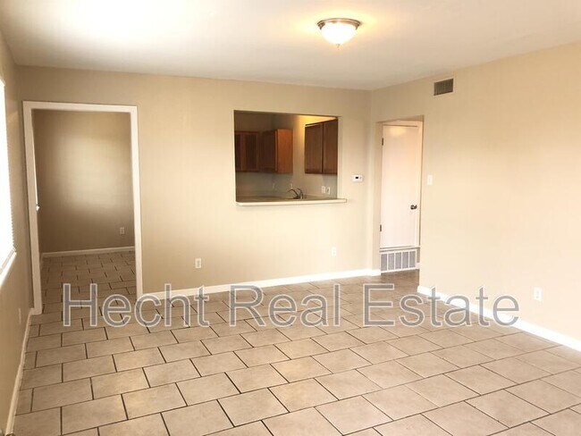 Primary Photo - 7300 Twin Crest Dr