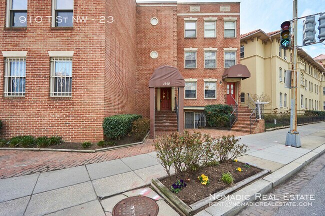 Building Photo - 1910 T St NW