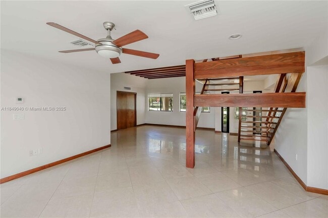 Building Photo - 8035 SW 102nd Ave