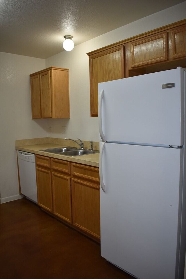 Building Photo - 316 Elbert Ln