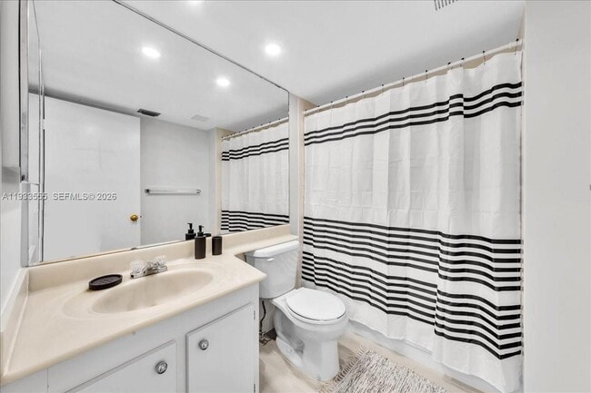 Building Photo - 13001 SW 11th Ct