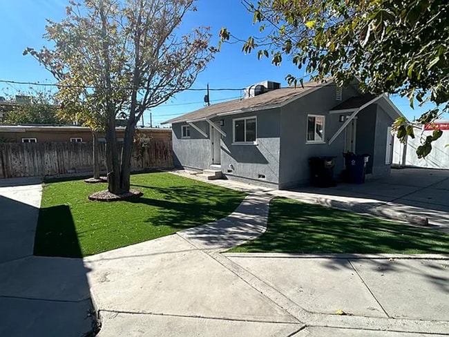 Primary Photo - 1815 Harding St
