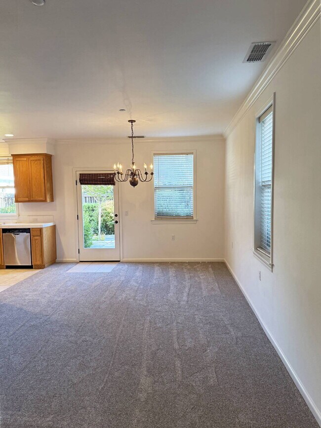 Building Photo - Eastside Sonoma | Single-Level Living Near the Plaza