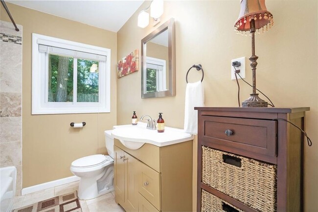 Building Photo - 1220 Blueberry Trail