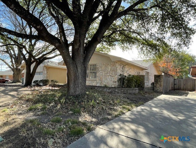 Building Photo - 906 Illinois Ave