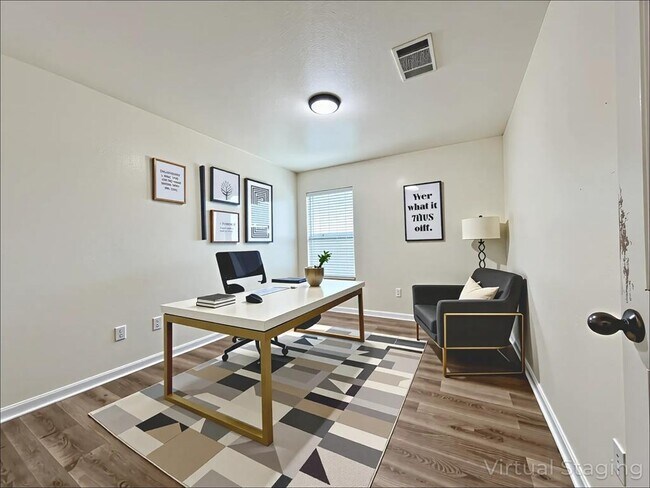 Building Photo - 4025 Meadow Bluff Way