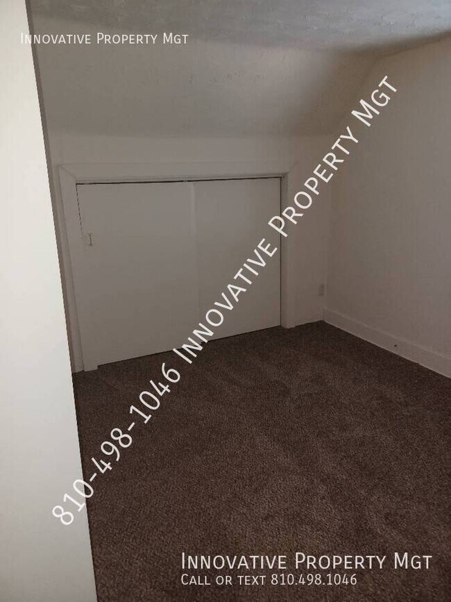 Building Photo - 5288 Richfield-