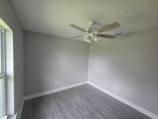 Building Photo - MUST SEE-CUSTOM BUILT-LARGE NEWER CONSTRUT...