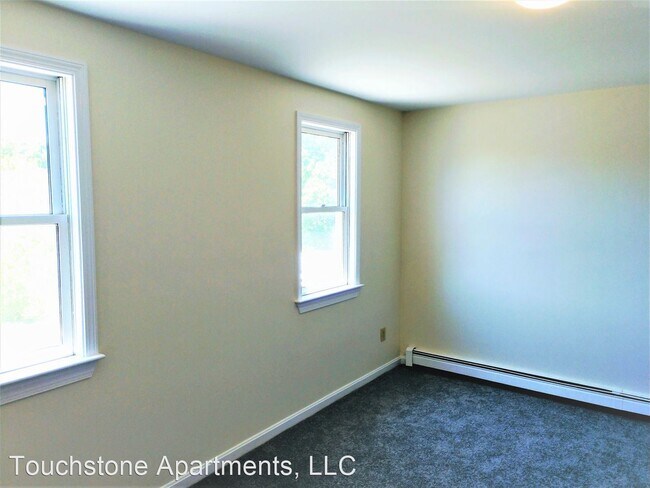 Building Photo - 221 Park St